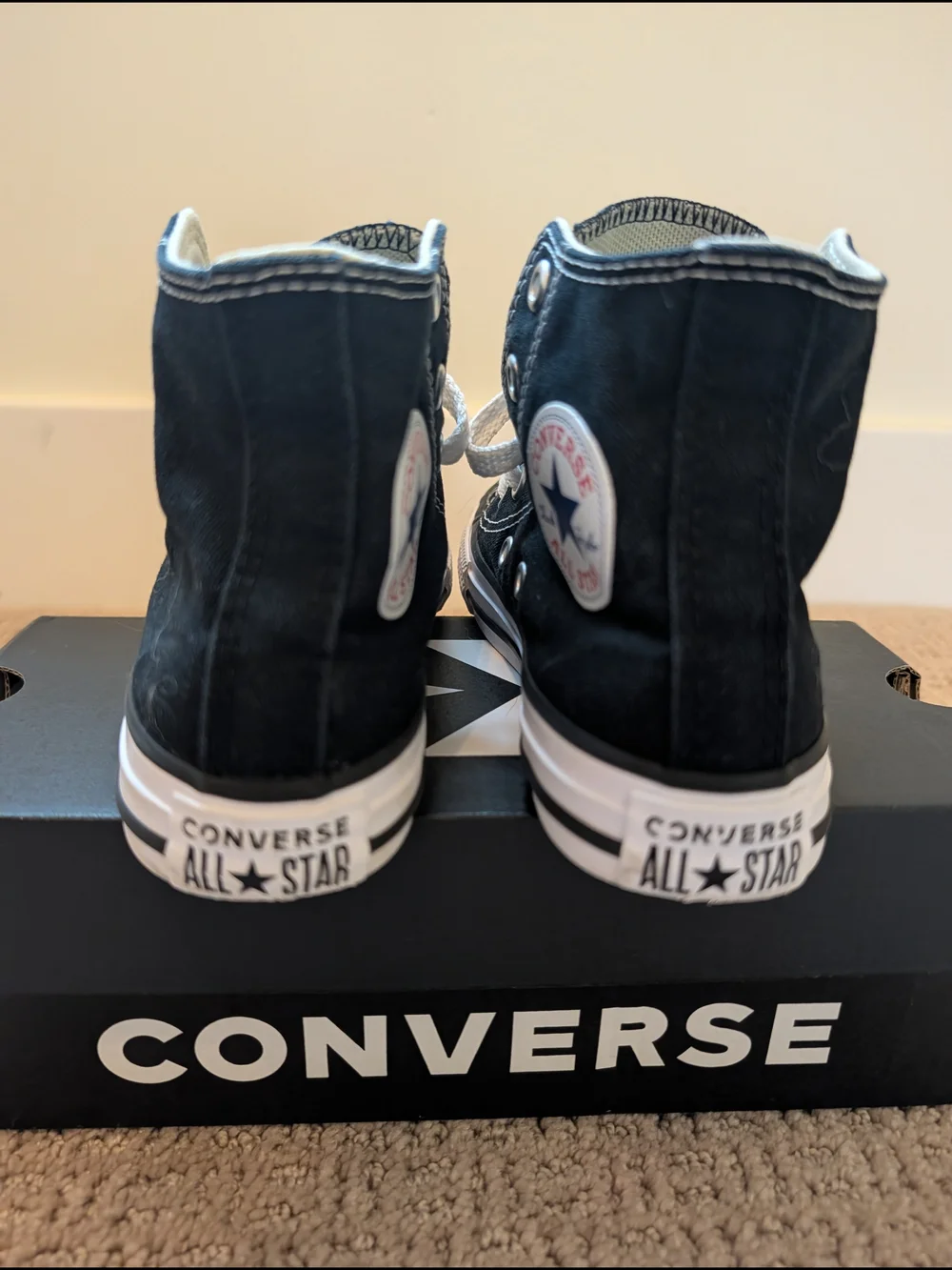 Converse Chuck Taylor All Star High Top Sneakers - Black/White 12K